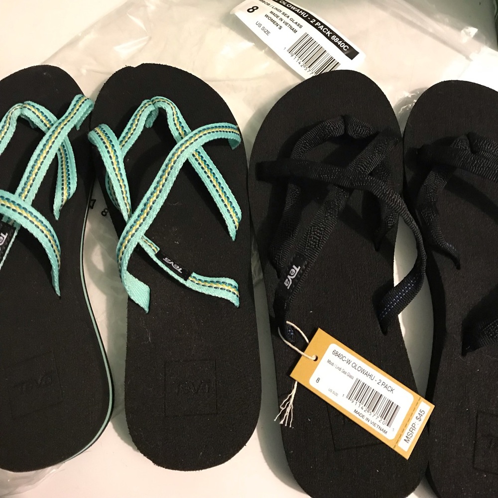 Teva 2-pack Olowahu sandals. Black & Sea glass.